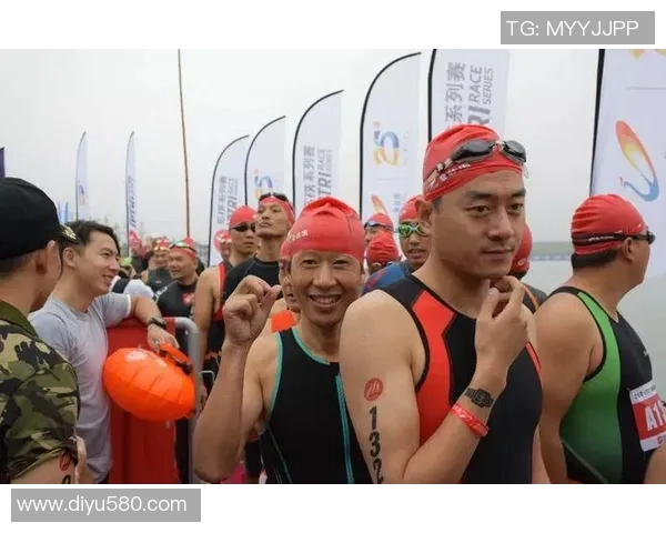 武汉羽毛球队耐力训练揭秘助力运动员在赛场上展现卓越表现 武汉羽毛球队耐力训练揭秘助力运动员在赛场上展现卓越表现