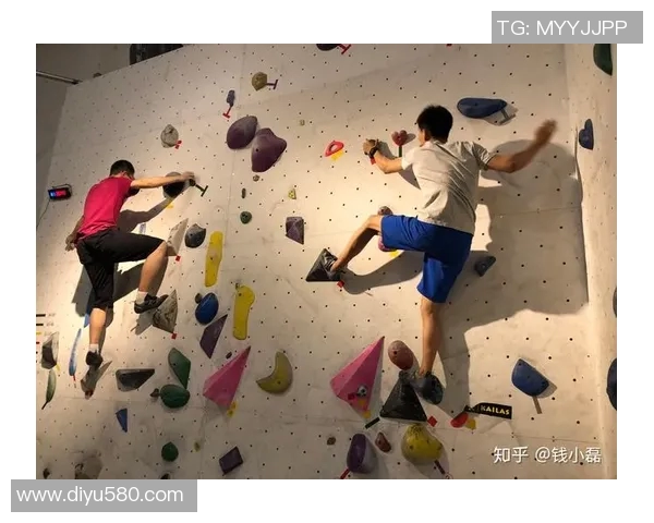 北京攀岩队比赛经验深度对比及其对运动员成长的影响分析 北京攀岩队比赛经验深度对比及其对运动员成长的影响分析