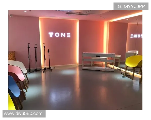 与刘芳对话探索她的街舞生涯与梦想追逐之路 与刘芳对话探索她的街舞生涯与梦想追逐之路