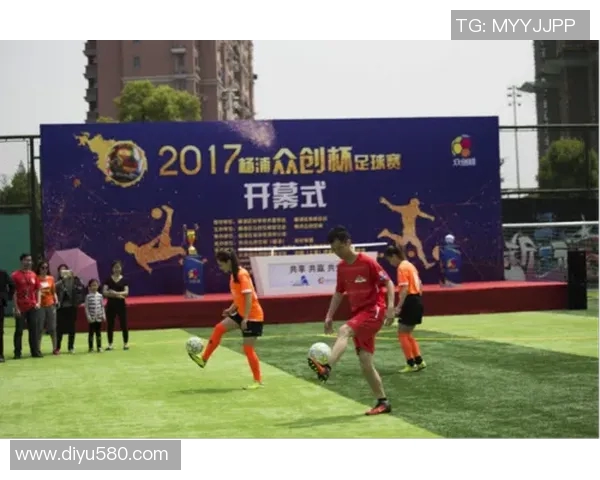 腾讯邀请了哪些足球明星参与活动与合作探秘